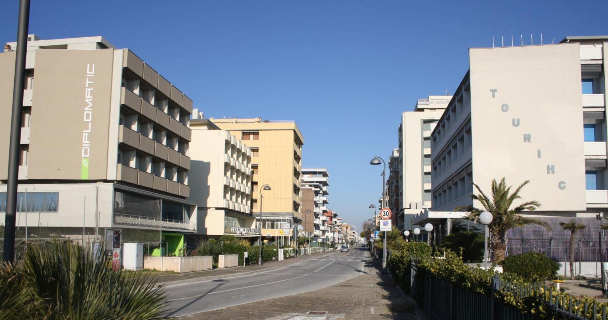 Hotel Diplomatic Bellaria-Igea Marina Exterior foto